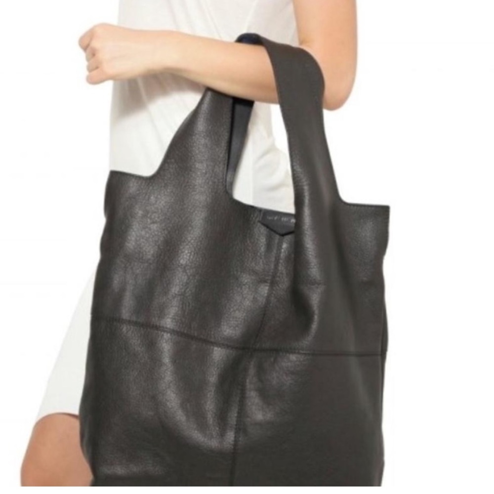 Givenchy George V Bag